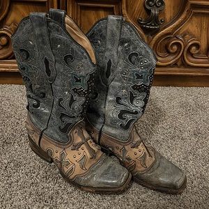 Women’s Coral Cowboy Boots